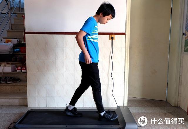 告别亚健康 金史密斯跑步机R1就是我在家运动小秘密